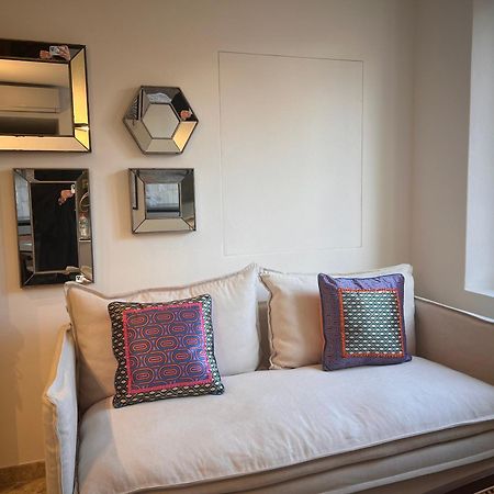 Apartment Nicole Менаджо Екстериор снимка