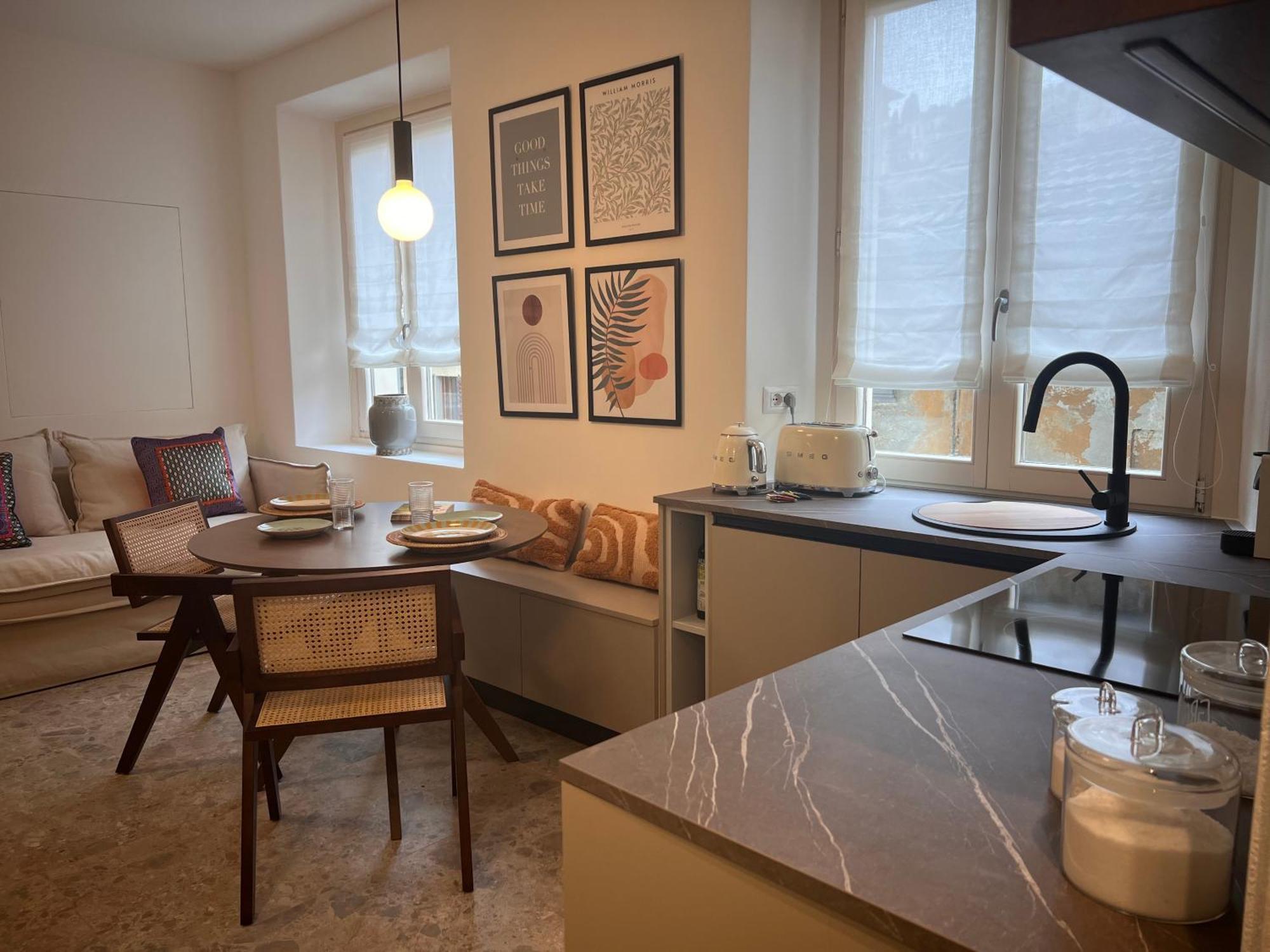 Apartment Nicole Менаджо Екстериор снимка